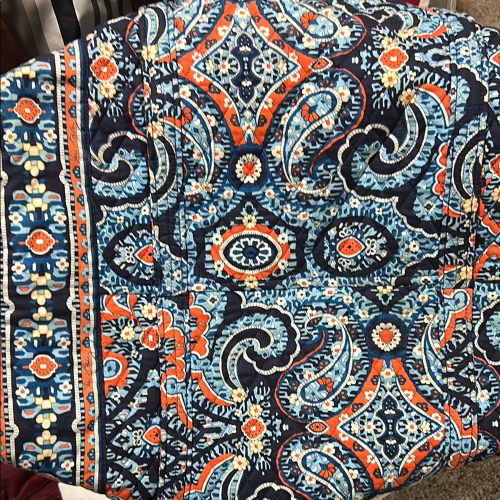 Vera Bradley Paisley Tote Bag needs zipper - Picture 4 of 4